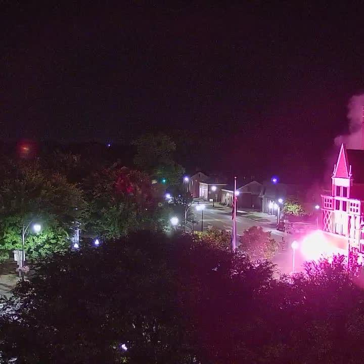 WDRB weather camera captures car crashing into Nelson County Courthouse early Thursday